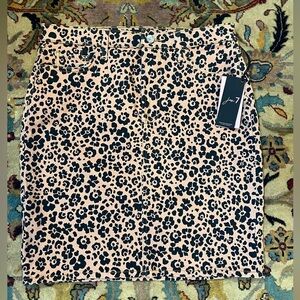 NWT Jen 7 by 7 for all mankind Print Pencil Skirt